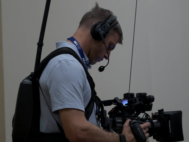 Staff communication headsets: 3 basics to know in filmmaking