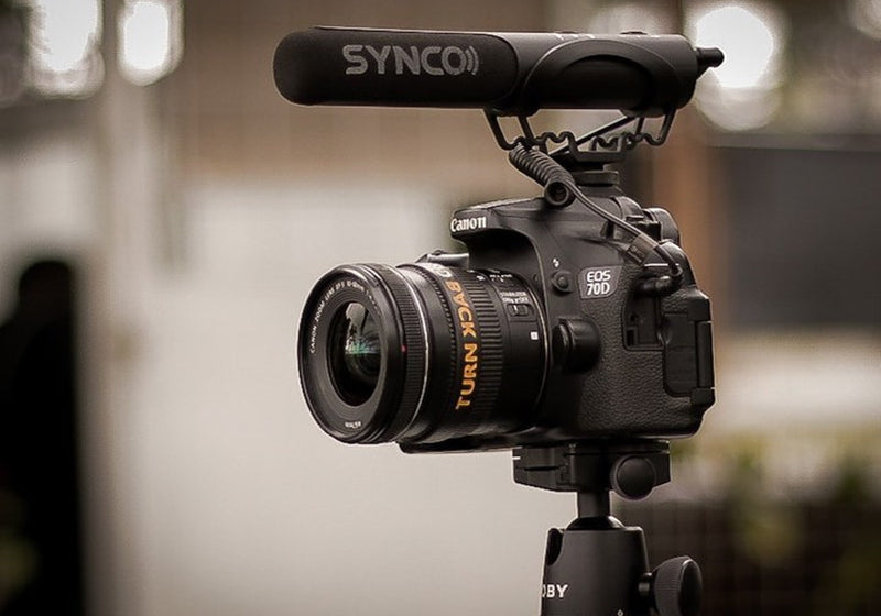 Everything to know about camera microphone in video production