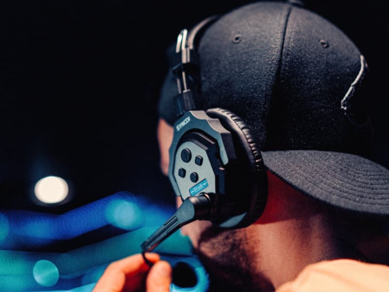 How to choose communication headsets for events?